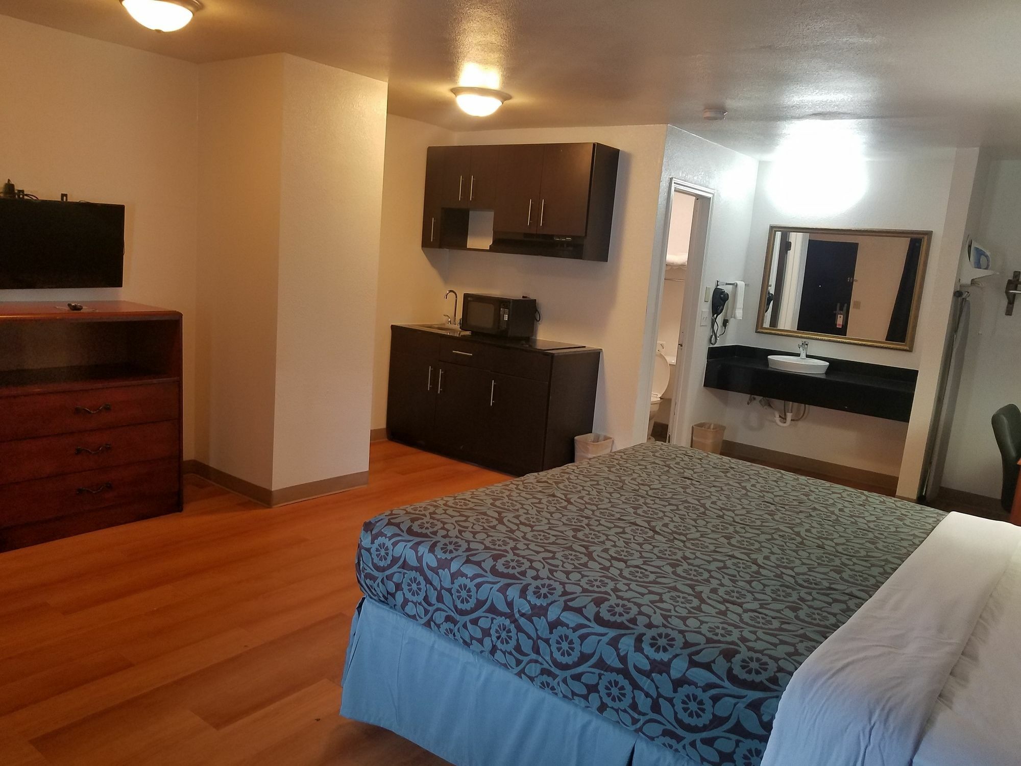 Days Inn By Wyndham Oklahoma City Nw Expressway Warr Acres Buitenkant foto